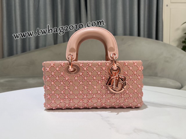 Dior专柜新款迪奥高仿原单Lady D-Joy横版刺绣半颗珍珠白色手提女包 djfk1258